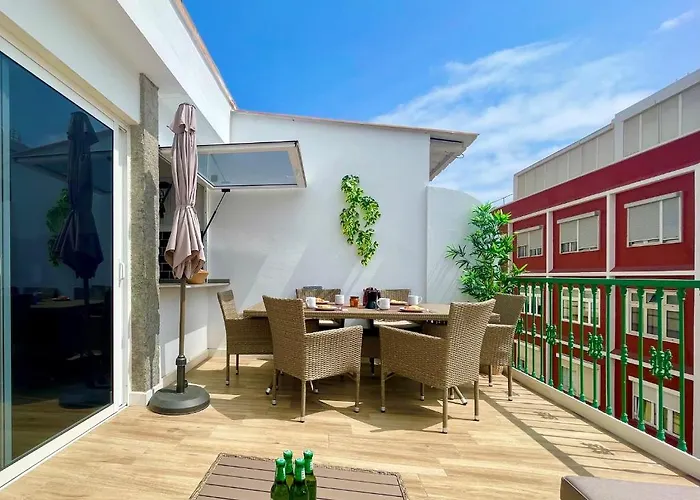 Sunrise Terrace Apartment *